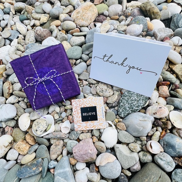 White Lace Agate Large Stone Ring, Handmade by Wandering Bunny LLC - Picture 9 of 11